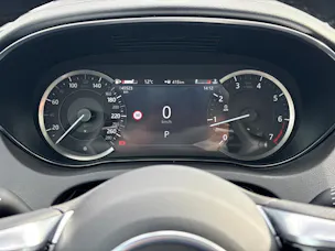Jaguar E-Pace 2.0 I4 200 R-Dynamic SE AWD