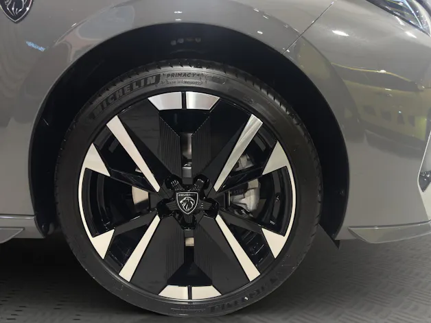 Peugeot 308 SW 1.2 Hybrid GT