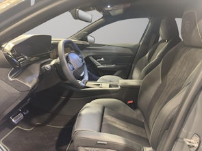 Vehicle image PEUGEOT 308 SW 1.2 Hybrid GT