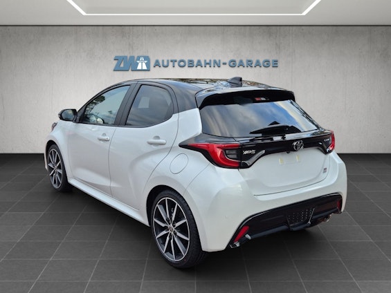 Vehicle image 2 Vehicle image 2