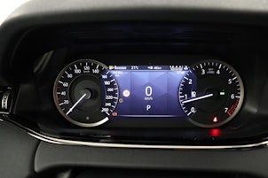 Vehicle image LAND ROVER Range Rover Evoque 2.0 T R-Dynamic SE