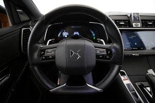 Vehicle image DS AUTOMOBILES DS7 Crossback 1.6 E-Tense Rivoli 4x4