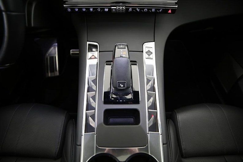 Vehicle image DS AUTOMOBILES DS7