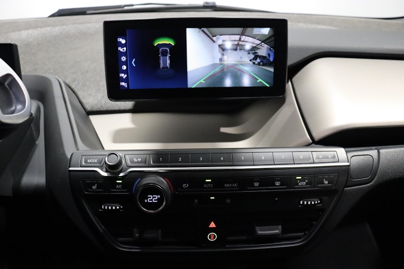 Vehicle image BMW i3