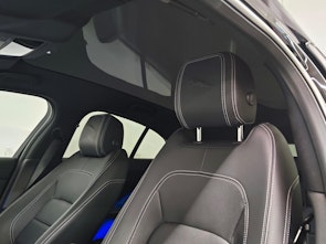 Vehicle image JAGUAR I-Pace EV400 R-Dynamic SE AWD
