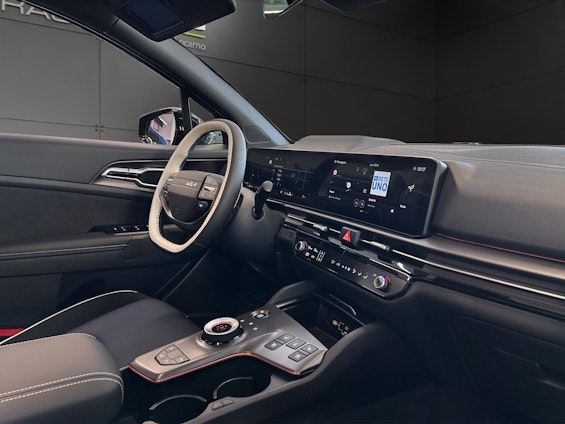 Vehicle image 10 Vehicle image 10