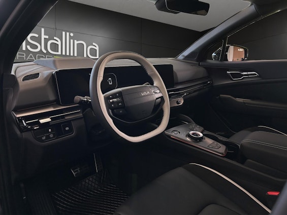 Vehicle image 7 Vehicle image 7