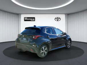 Toyota Yaris 1.5 VVT-i HSD Trend