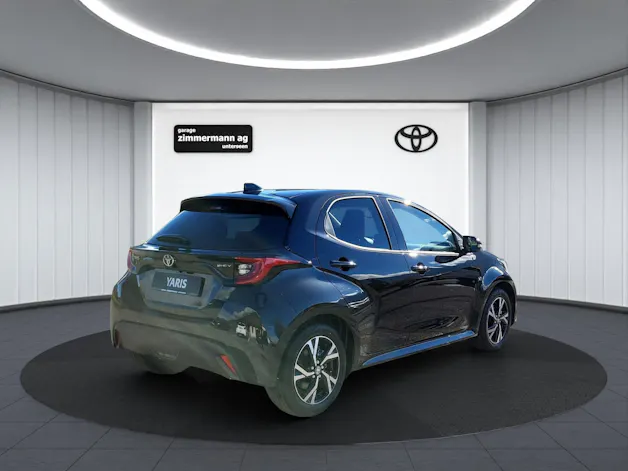 Toyota Yaris 1.5 VVT-i HSD Trend