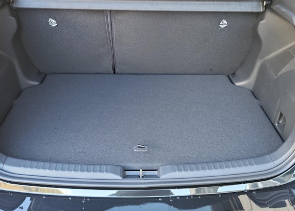 Vehicle image 15 Vehicle image 15