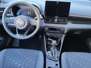 Toyota Yaris 1.5 VVT-i HSD Trend