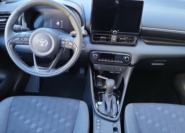 Vehicle image 13 Vehicle image 13