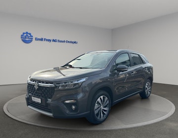 Vehicle image SUZUKI S-CROSS 0 Vehicle image SUZUKI S-CROSS 0