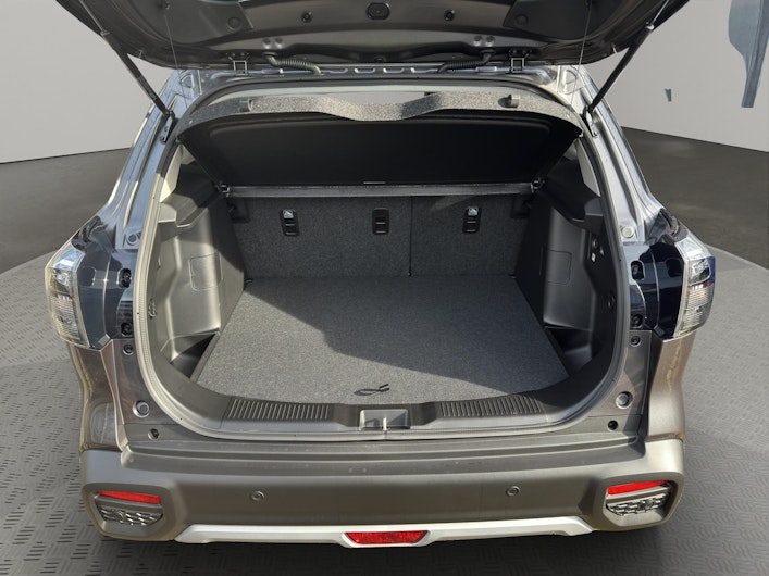 Vehicle image SUZUKI S-CROSS