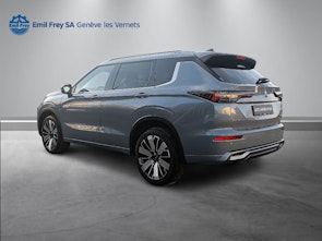 Vehicle image MITSUBISHI Outlander 2.4 PHEV Instyle 4x4