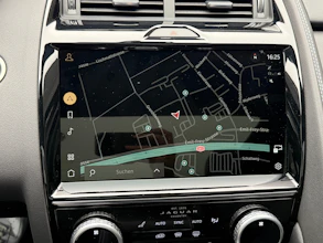 https://vehicle.imgix.net/4069236/af88049b-780e-48bc-b420-1b1d4bd6f08a.jpg