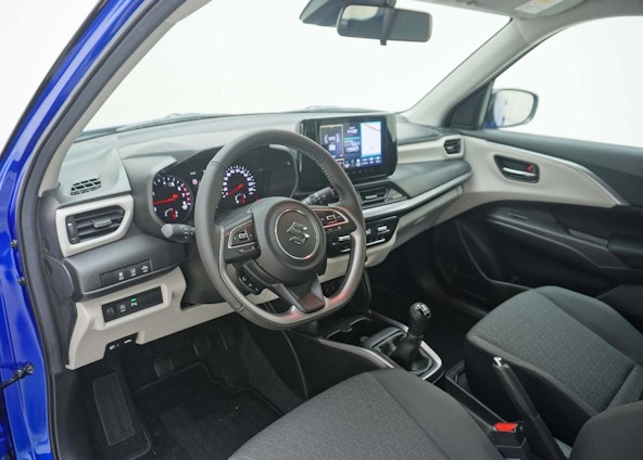 Vehicle image 8 Vehicle image 8