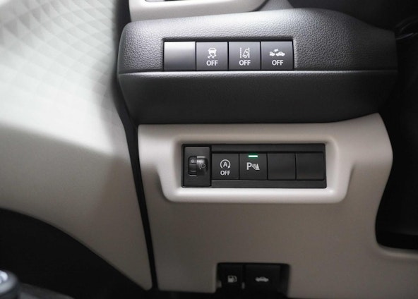 Vehicle image 17 Vehicle image 17