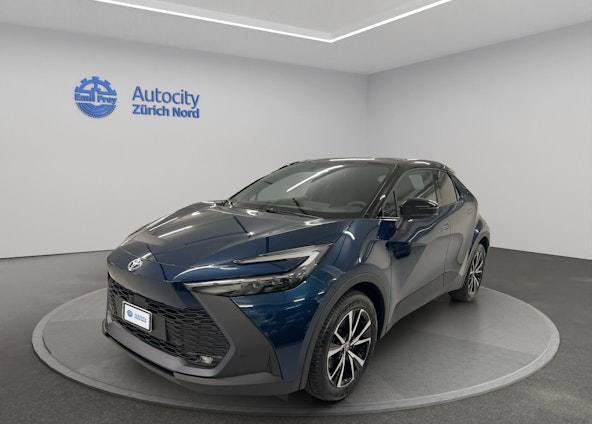 First vehicle image First vehicle image