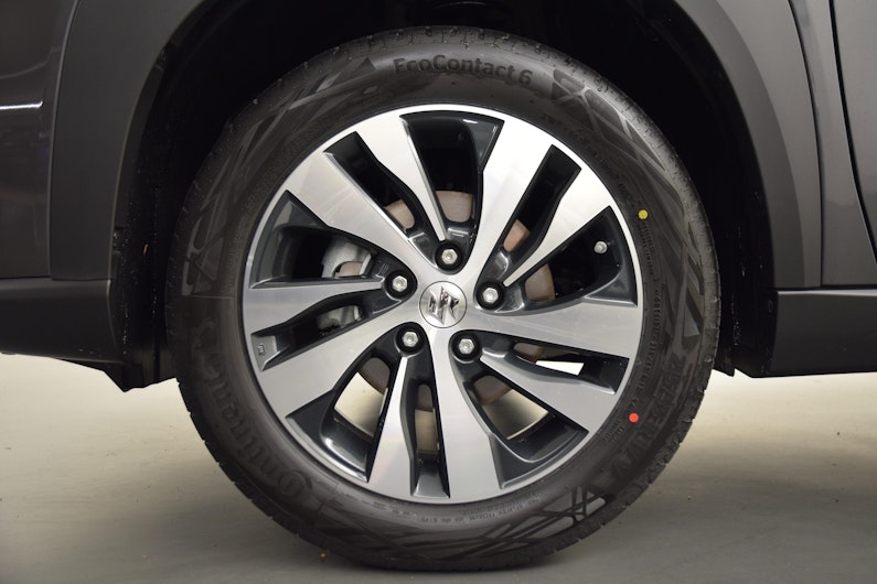 Vehicle image SUZUKI S-CROSS