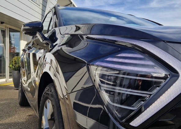 Vehicle image 15 Vehicle image 15