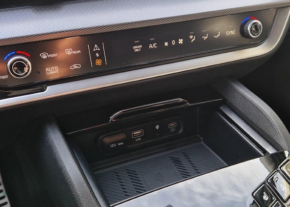 Vehicle image 5 Vehicle image 5