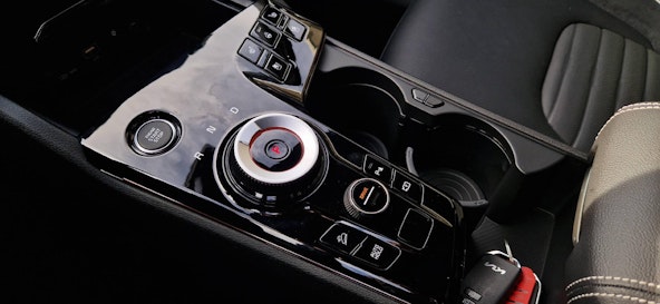 Vehicle image 6 Vehicle image 6