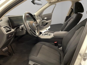 Vehicle image BMW 330e xDrive Touring