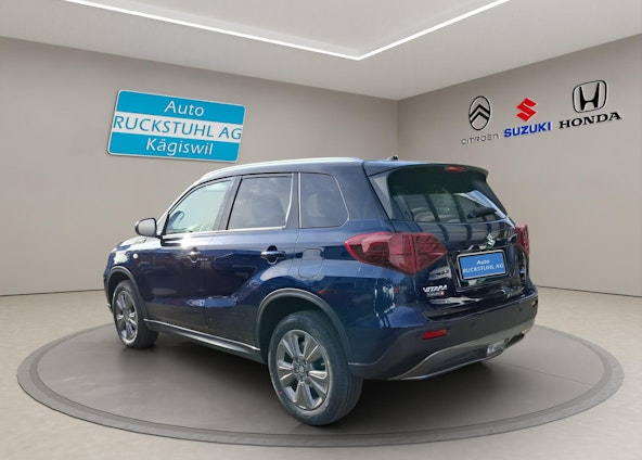 Vehicle image 3 Vehicle image 3