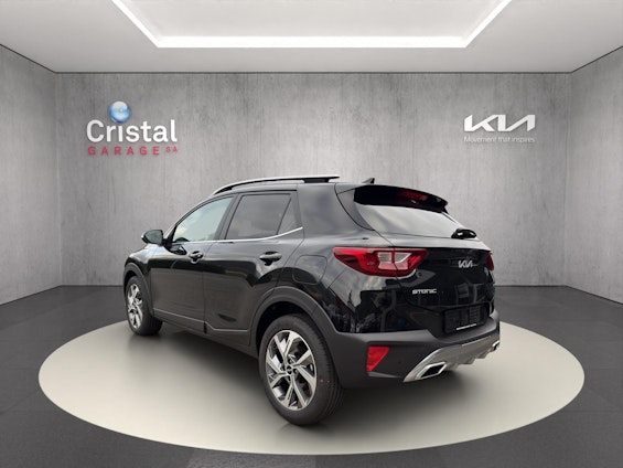 Vehicle image 3 Vehicle image 3