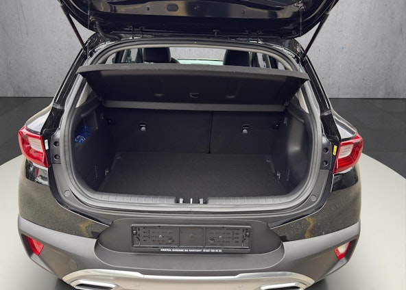 Vehicle image 13 Vehicle image 13