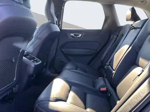 Volvo XC60 2.0 B4 MH Ultimate Dark AWD