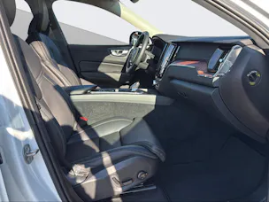 Volvo XC60 2.0 B4 MH Ultimate Dark AWD