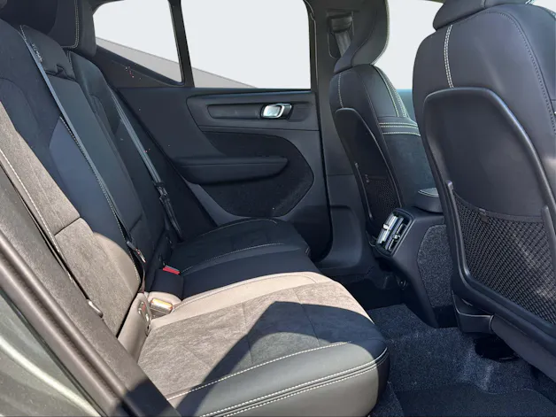 Volvo XC40 2.0 B3 MH XCITE