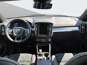 Volvo XC40 2.0 B3 MH XCITE