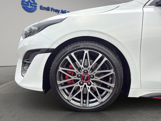 Vehicle image 9 Vehicle image 9