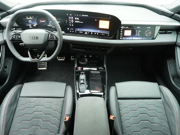 Audi A6 e-tron Avant S line quattro