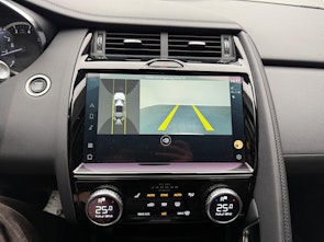 Vehicle image JAGUAR E-Pace 2.0 I4 200 SE AWD