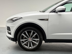 Vehicle image JAGUAR E-Pace 2.0 I4 200 SE AWD