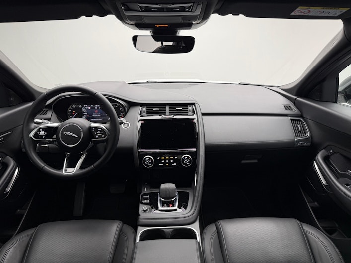 Vehicle image JAGUAR E-PACE