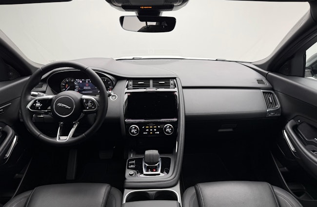 Vehicle image 8 Vehicle image 8