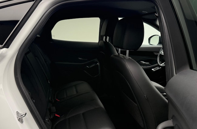 Vehicle image 10 Vehicle image 10