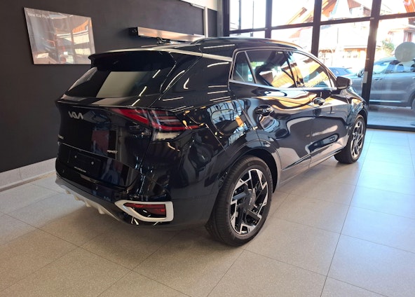 Vehicle image 3 Vehicle image 3