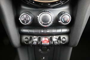 Vehicle image MINI F56 1.5i One First