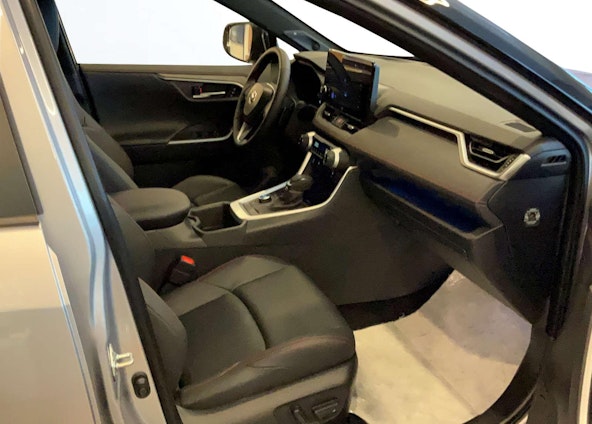 Vehicle image 10 Vehicle image 10