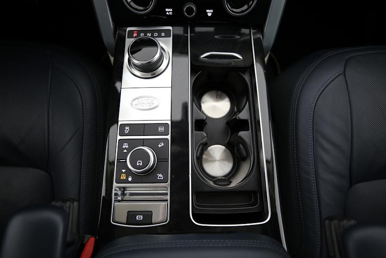 Vehicle image LAND ROVER RANGE ROVER