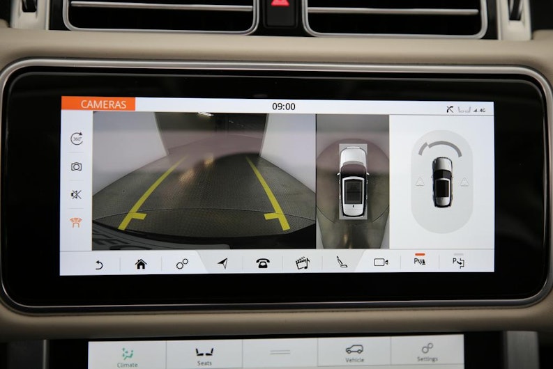 Vehicle image LAND ROVER RANGE ROVER