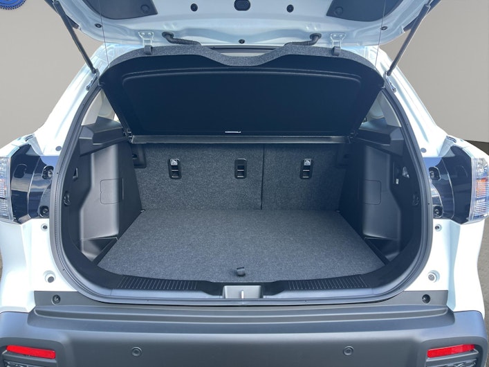 Vehicle image SUZUKI S-CROSS