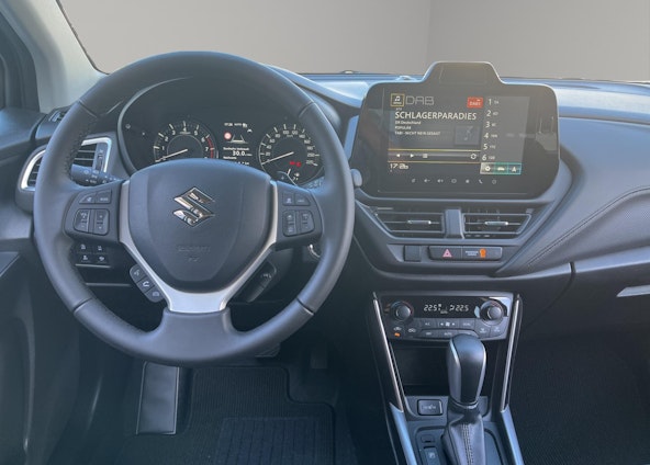 Vehicle image 3 Vehicle image 3