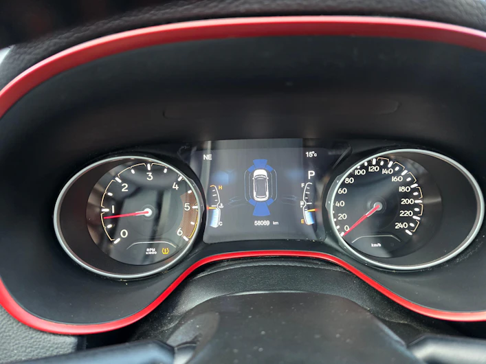 image du véhicule JEEP COMPASS